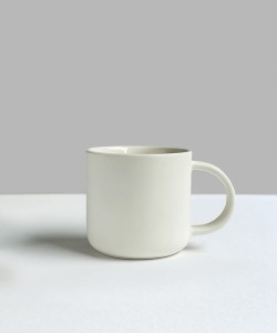 WHITE MATT porcelain mug 160 ml round handle